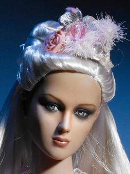 Tonner - Re-Imagination - Cynders - кукла