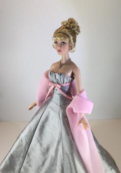 Madame Alexander - Alex - Water Tower Benefit - Doll