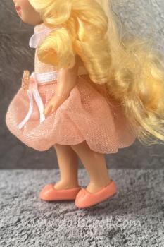 Mattel - Barbie - Barbie and the Magic of Pegasus - Kelly Cloud Princess & Pony - Peach - Poupée