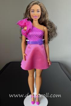 Mattel - Barbie - Fashionistas #225 - Barbie 65 - Dream Date - Curvy - Poupée