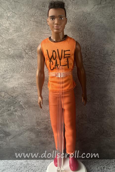 2020 Fashionistas Graphic Purple Ensemble Ken
