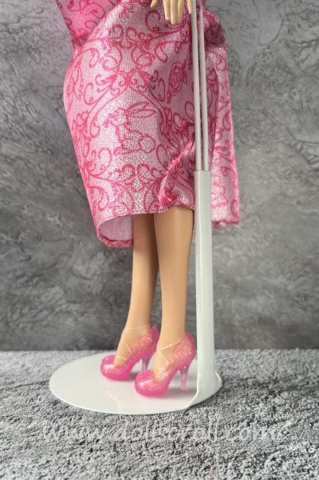 Pumps with Swirls and Rose